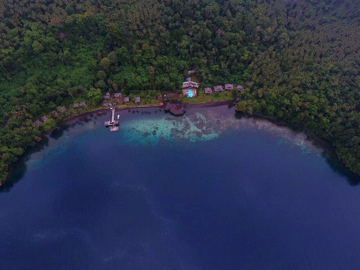 Kungkungan Bay Resort Bitung Екстер'єр фото