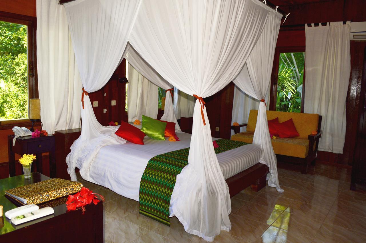 Kungkungan Bay Resort Bitung Екстер'єр фото