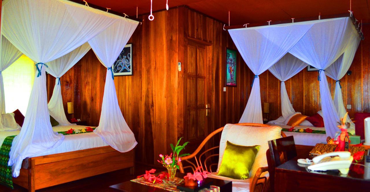 Kungkungan Bay Resort Bitung Екстер'єр фото